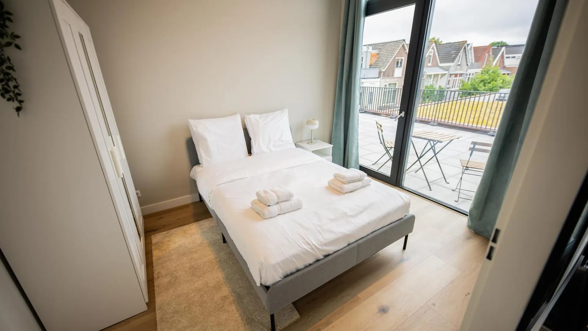 Apartment Ferienwohnung 2E 3E Pijnackerstraat Rotterdam