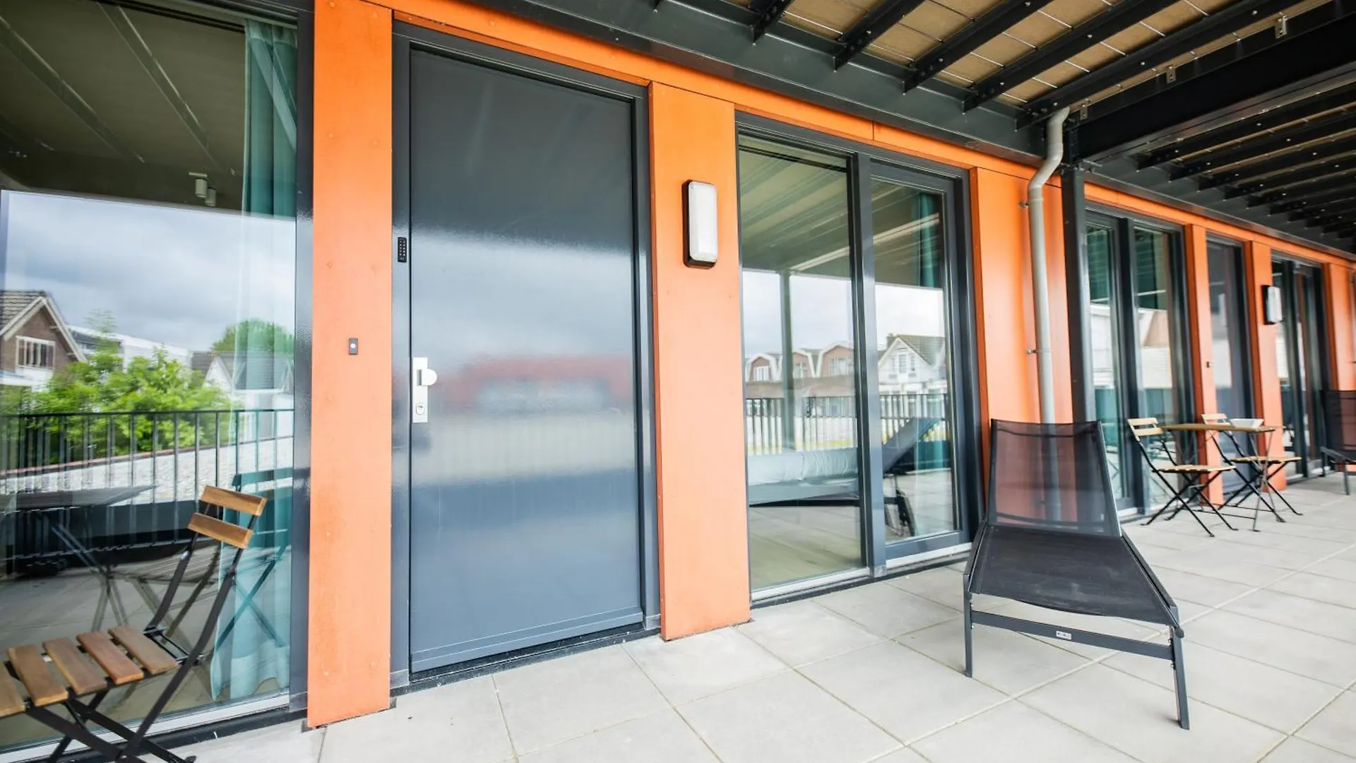 Апартаменты 2E 3E Pijnackerstraat Роттердам