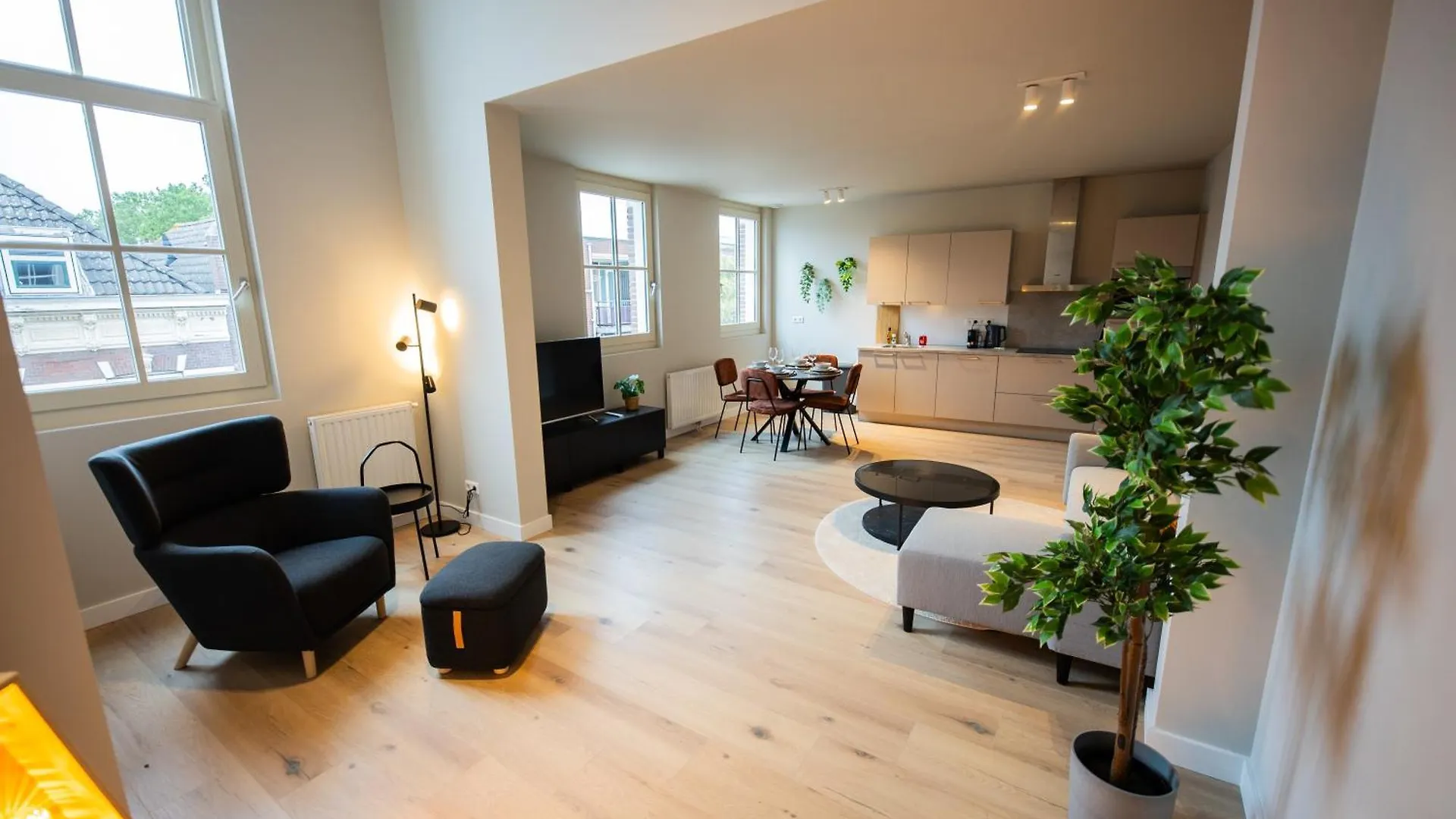 Апартаменты 2E 3E Pijnackerstraat Роттердам 0*,  Нидерланды