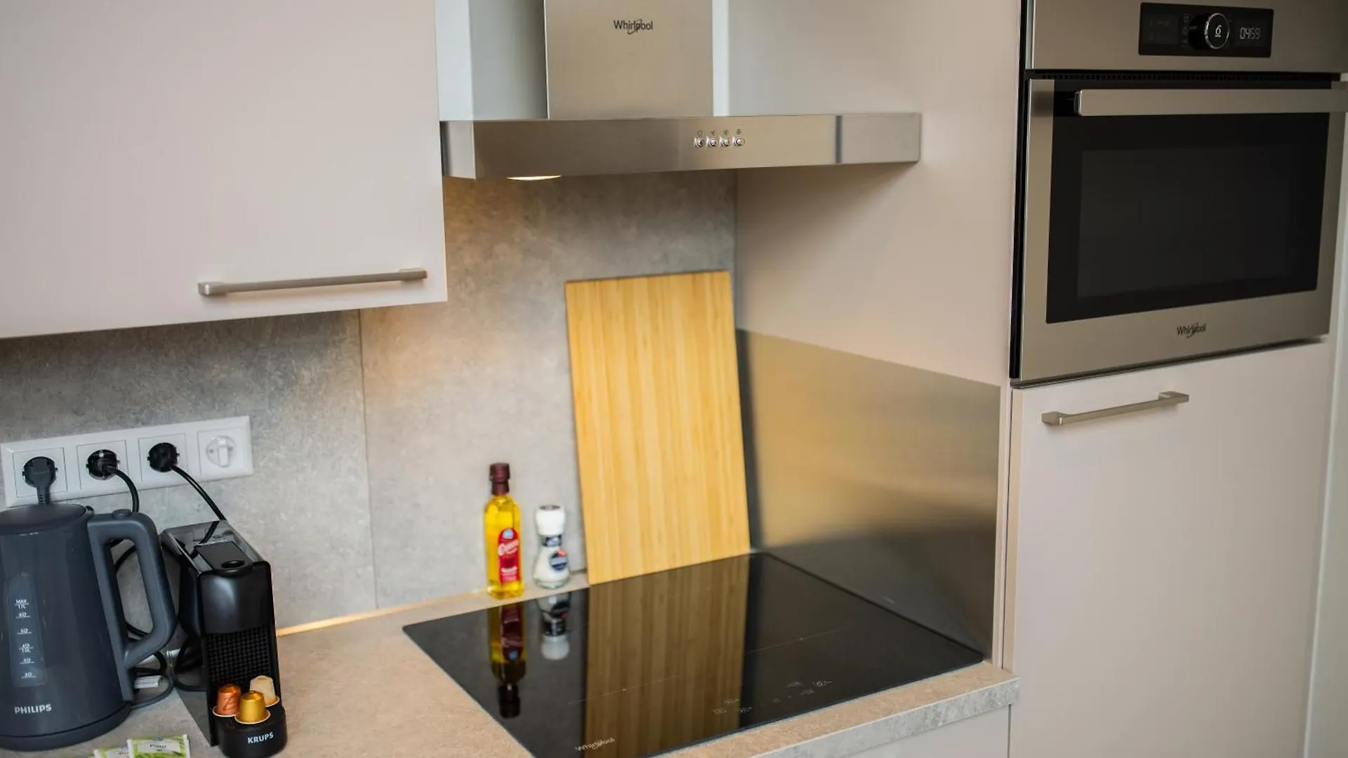 Апартаменты 2E 3E Pijnackerstraat Роттердам